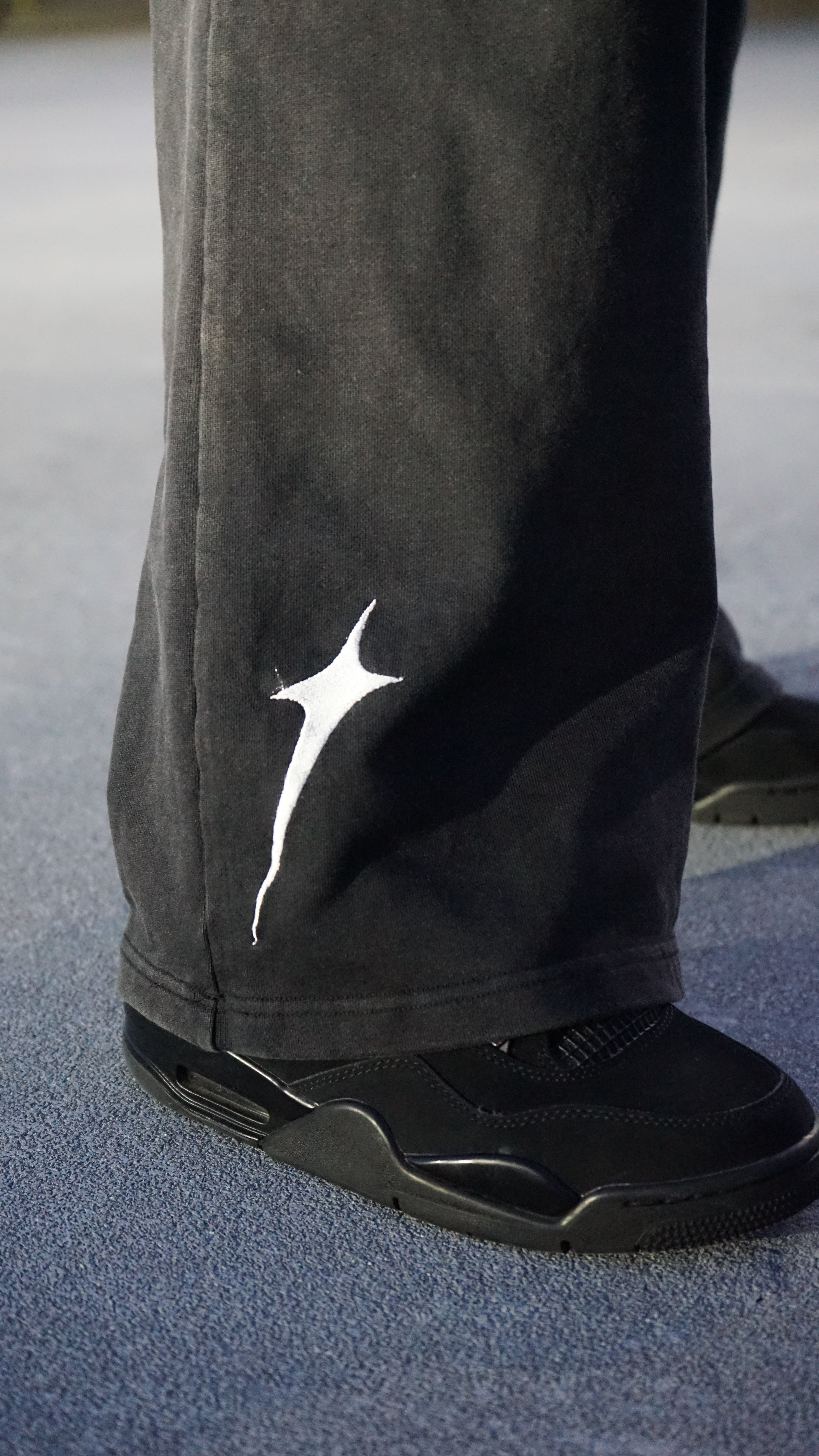 Black Storyline Sweatpants